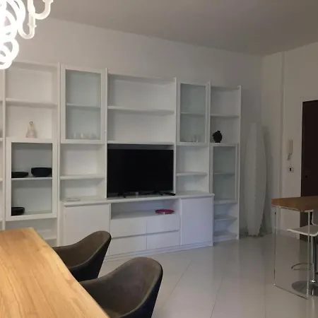 Appartamento Comodo In Pieno Centro Iun P1868 *